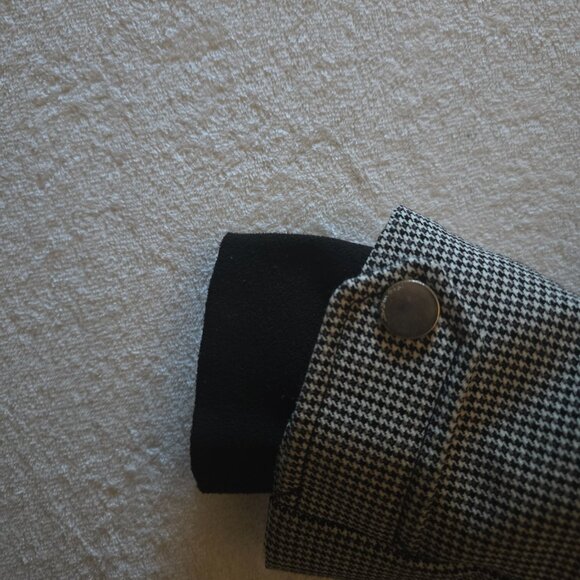 Obermeyer Women's Ski/Snowboard Jacket - Picture 13 of 14